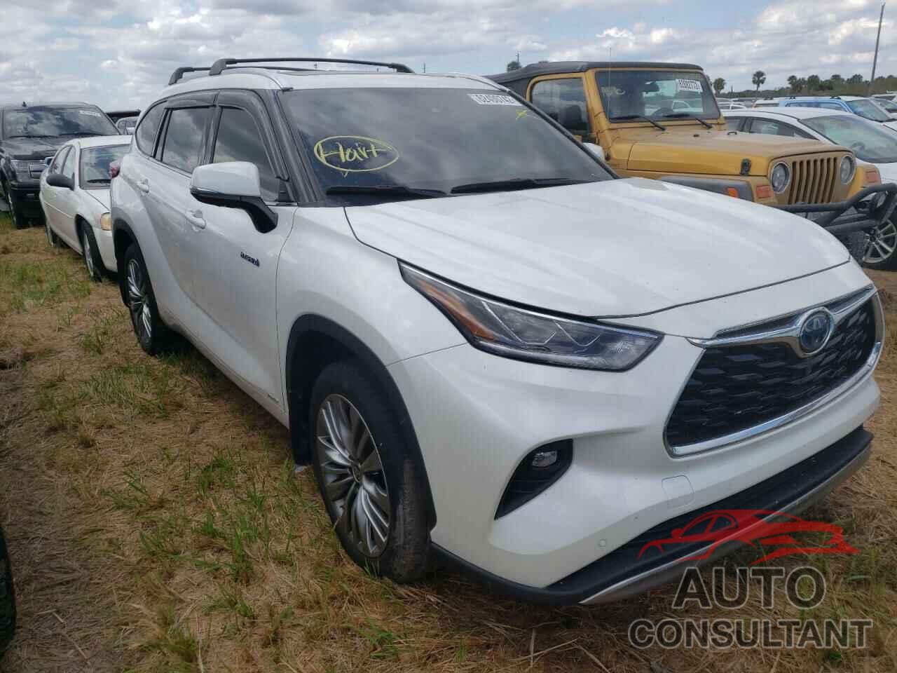TOYOTA HIGHLANDER 2020 - 5TDEBRCH0LS004198
