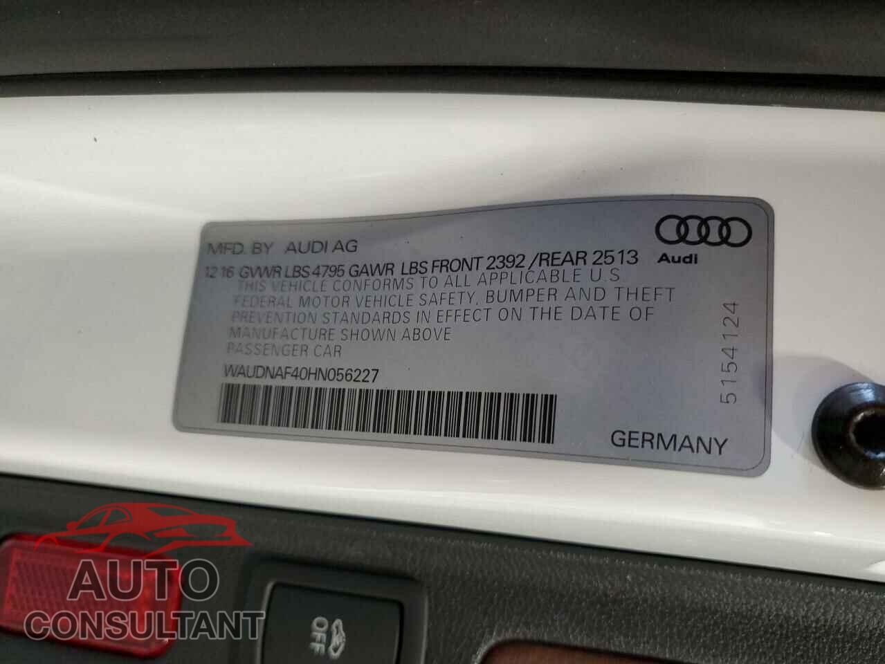 AUDI A4 2017 - WAUDNAF40HN056227