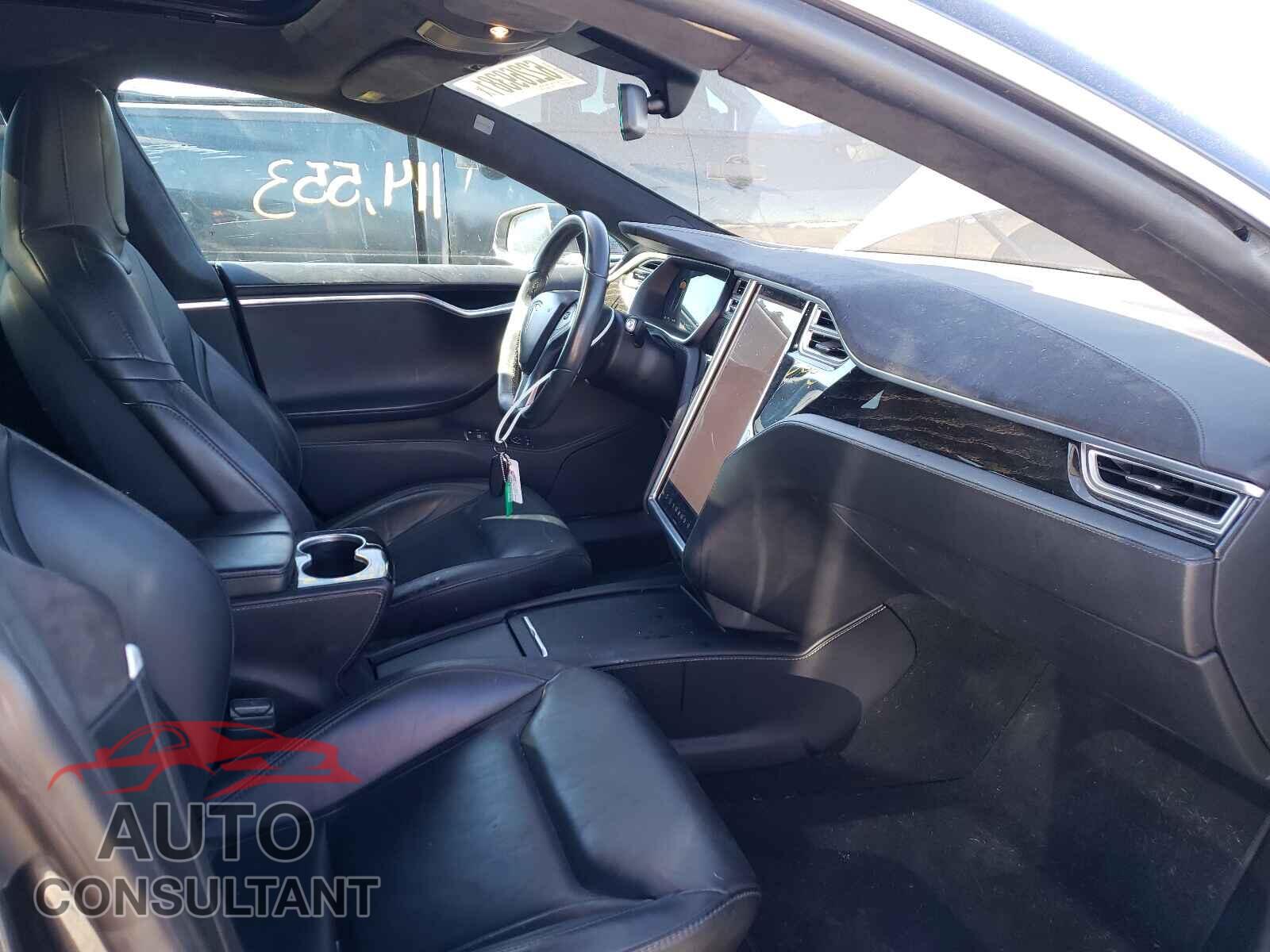 TESLA MODEL S 2016 - 5YJSA1E26GF158070