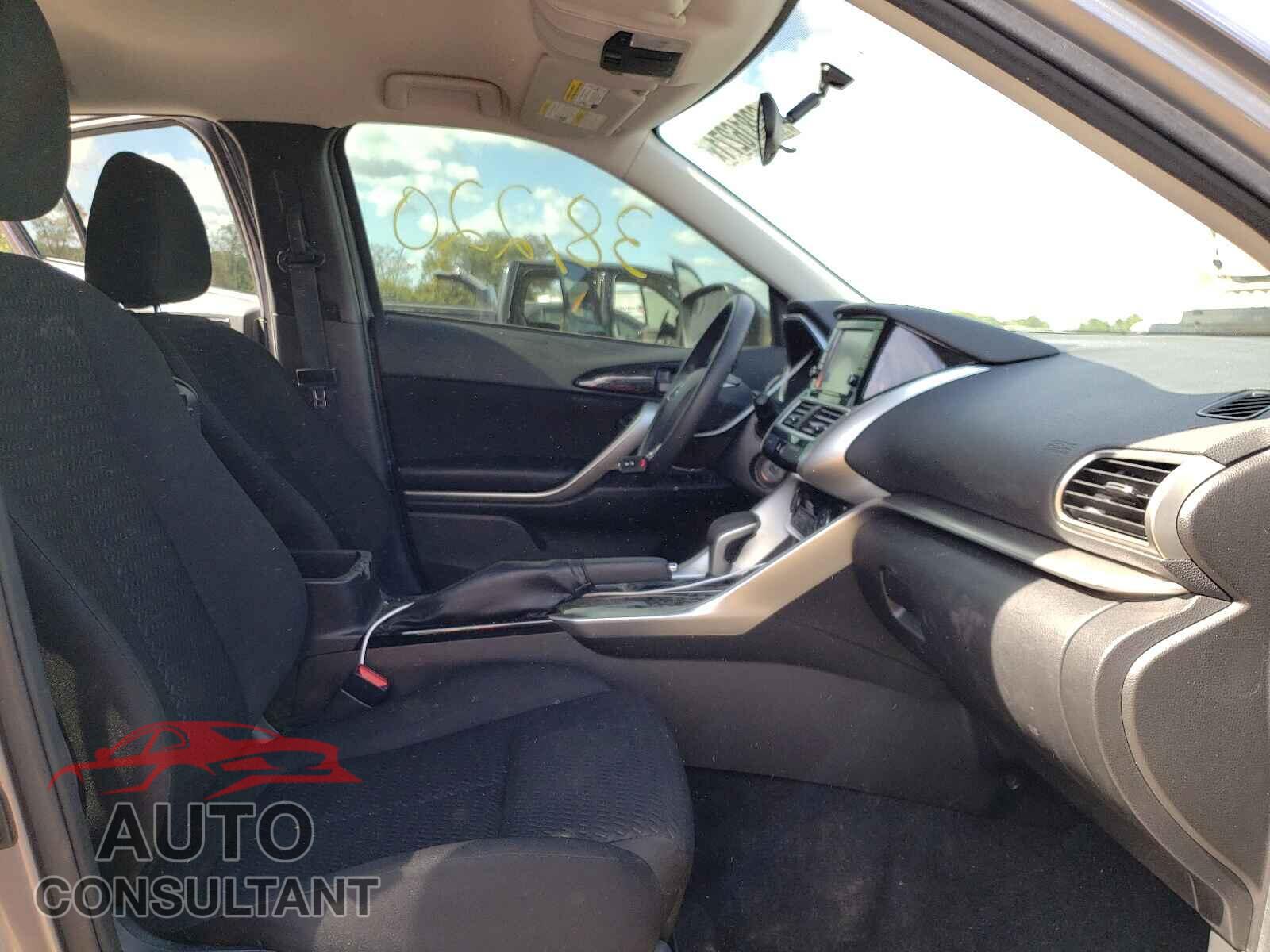 MITSUBISHI ECLIPSE 2019 - JA4AS3AA2KZ013557