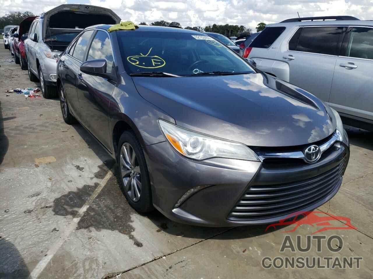 TOYOTA CAMRY 2016 - 4T4BF1FK3GR567829