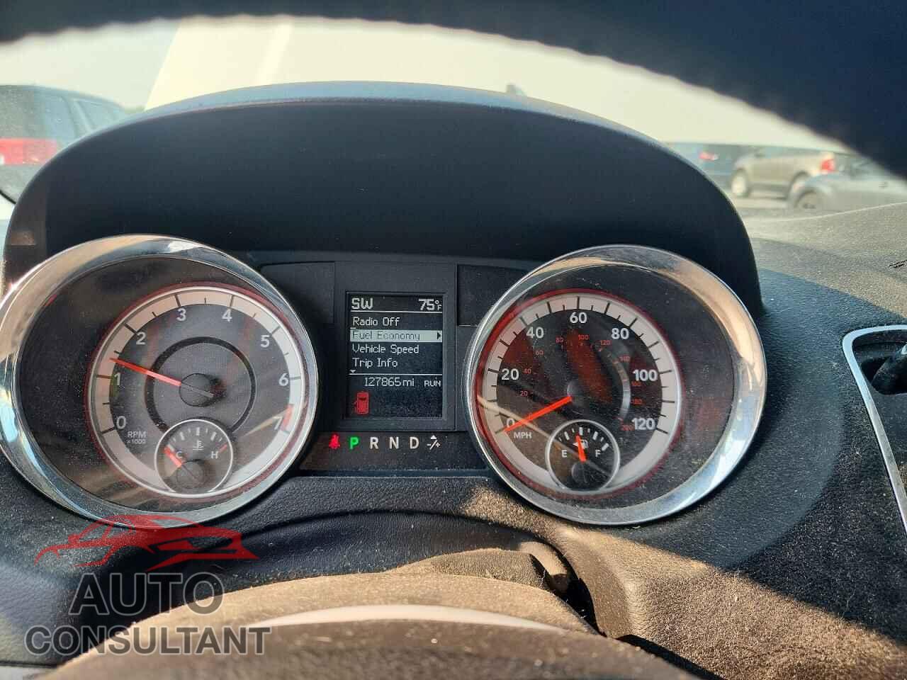 DODGE CARAVAN 2011 - 2D4RN5DG6BR700050