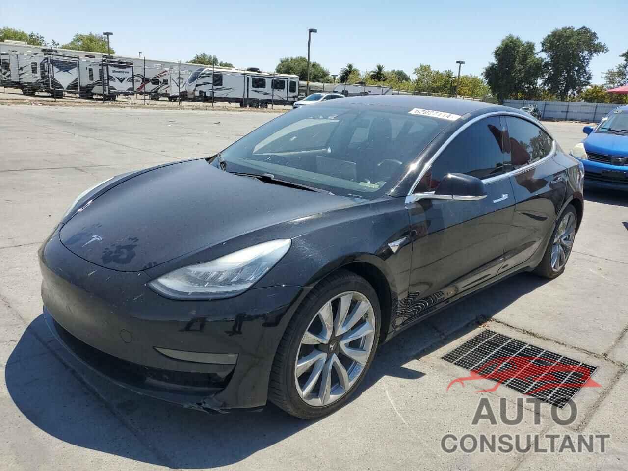 TESLA MODEL 3 2018 - 5YJ3E1EAXJF060375