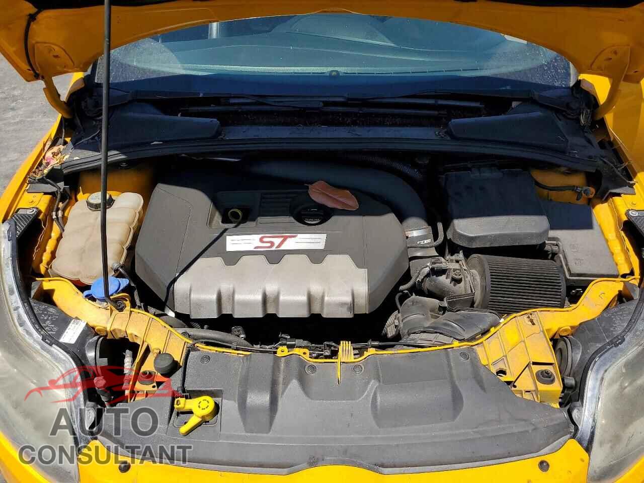 FORD FOCUS 2013 - 1FADP3L93DL221496