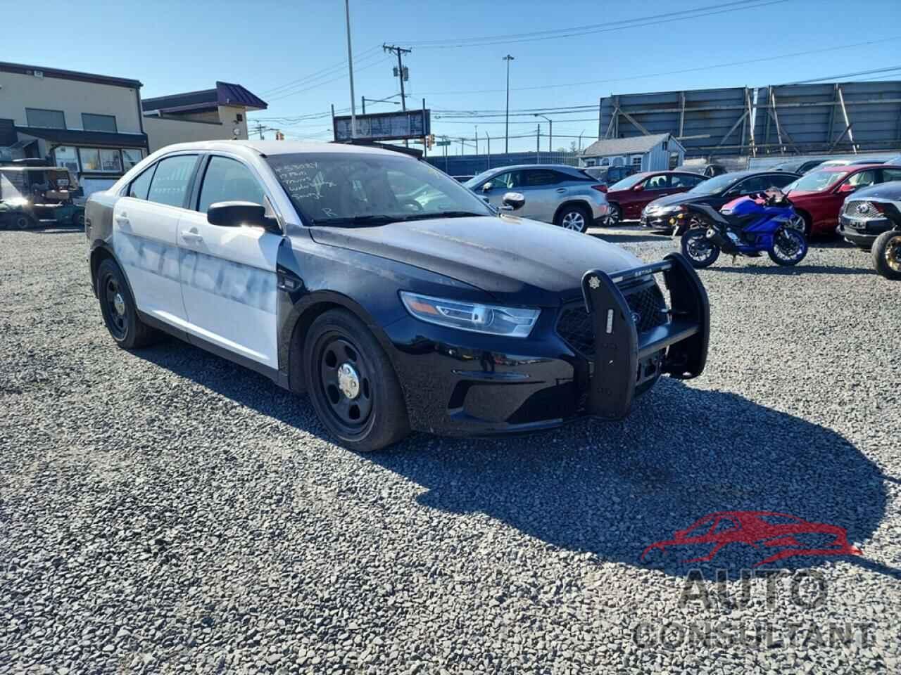 FORD TAURUS 2017 - 1FAHP2MT0HG108822