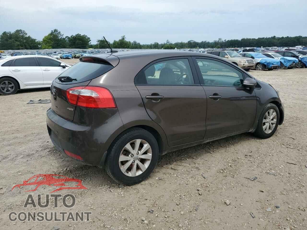 KIA RIO 2013 - KNADN5A33D6200170