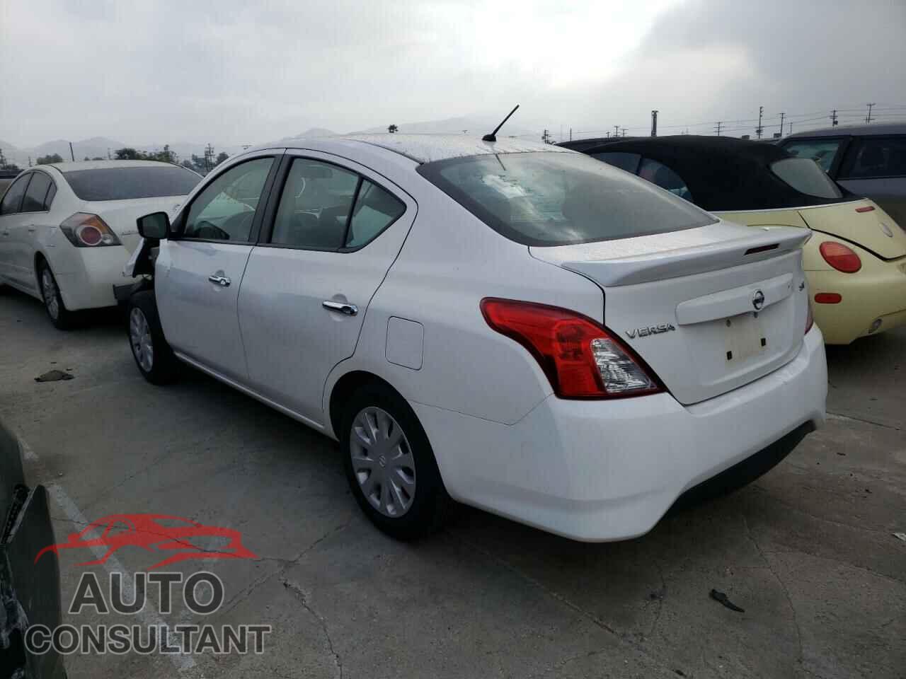 NISSAN VERSA 2017 - 3N1CN7AP1HL815800