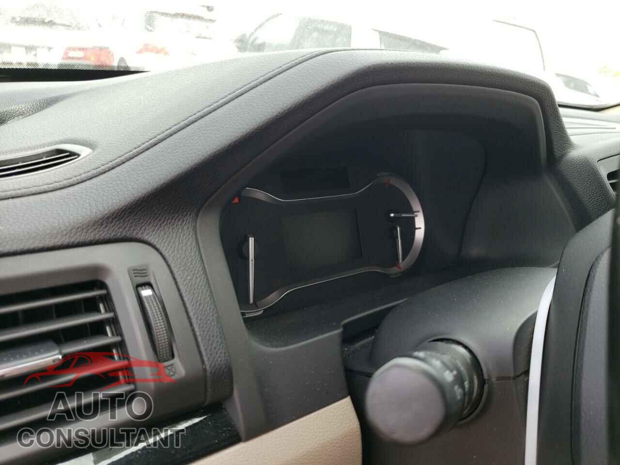 HONDA PILOT 2018 - 5FNYF6H00JB019563