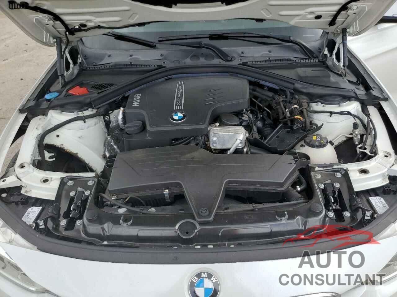 BMW 3 SERIES 2016 - WBA8E9G55GNU28411