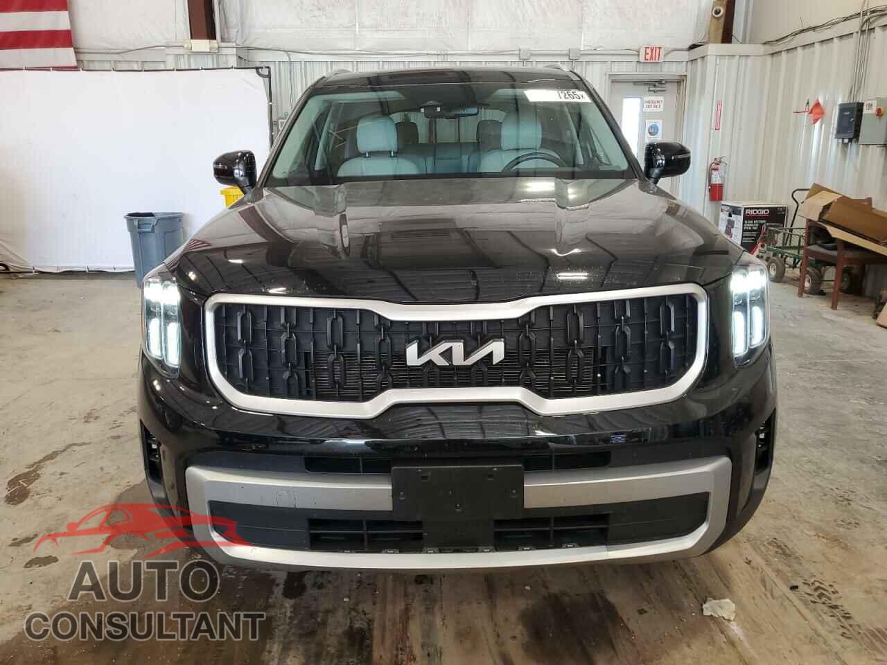 KIA TELLURIDE 2023 - 5XYP3DGC1PG363473