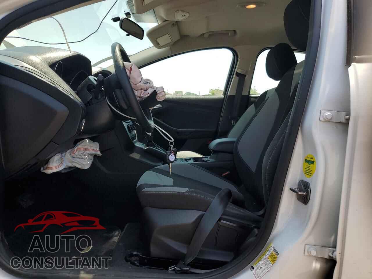 FORD FOCUS 2014 - 1FADP3F29EL329041