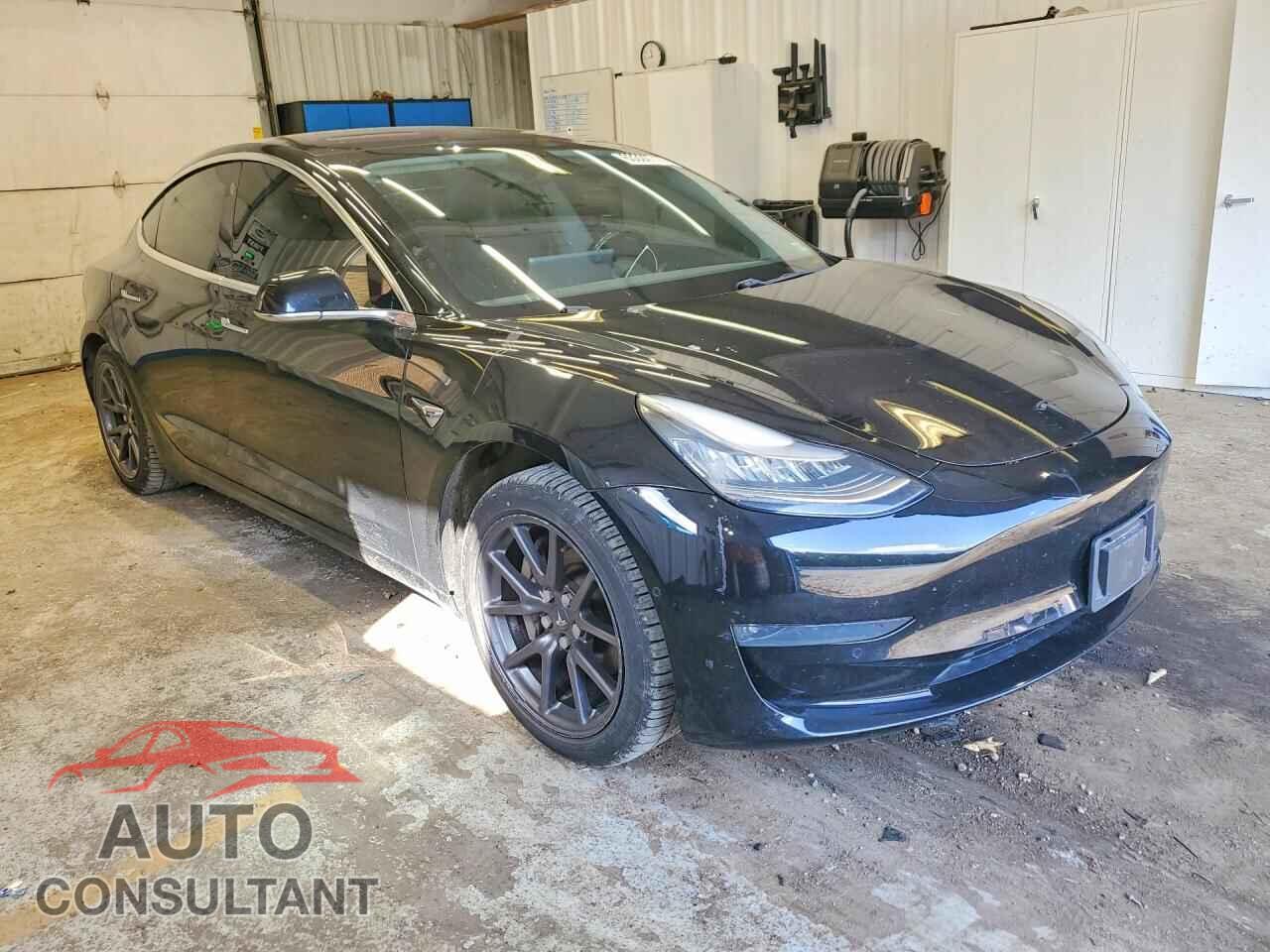 TESLA MODEL 3 2019 - 5YJ3E1EA5KF397781