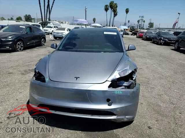 TESLA MODEL 3 2026 - 5YJ3E1EA3TF208885
