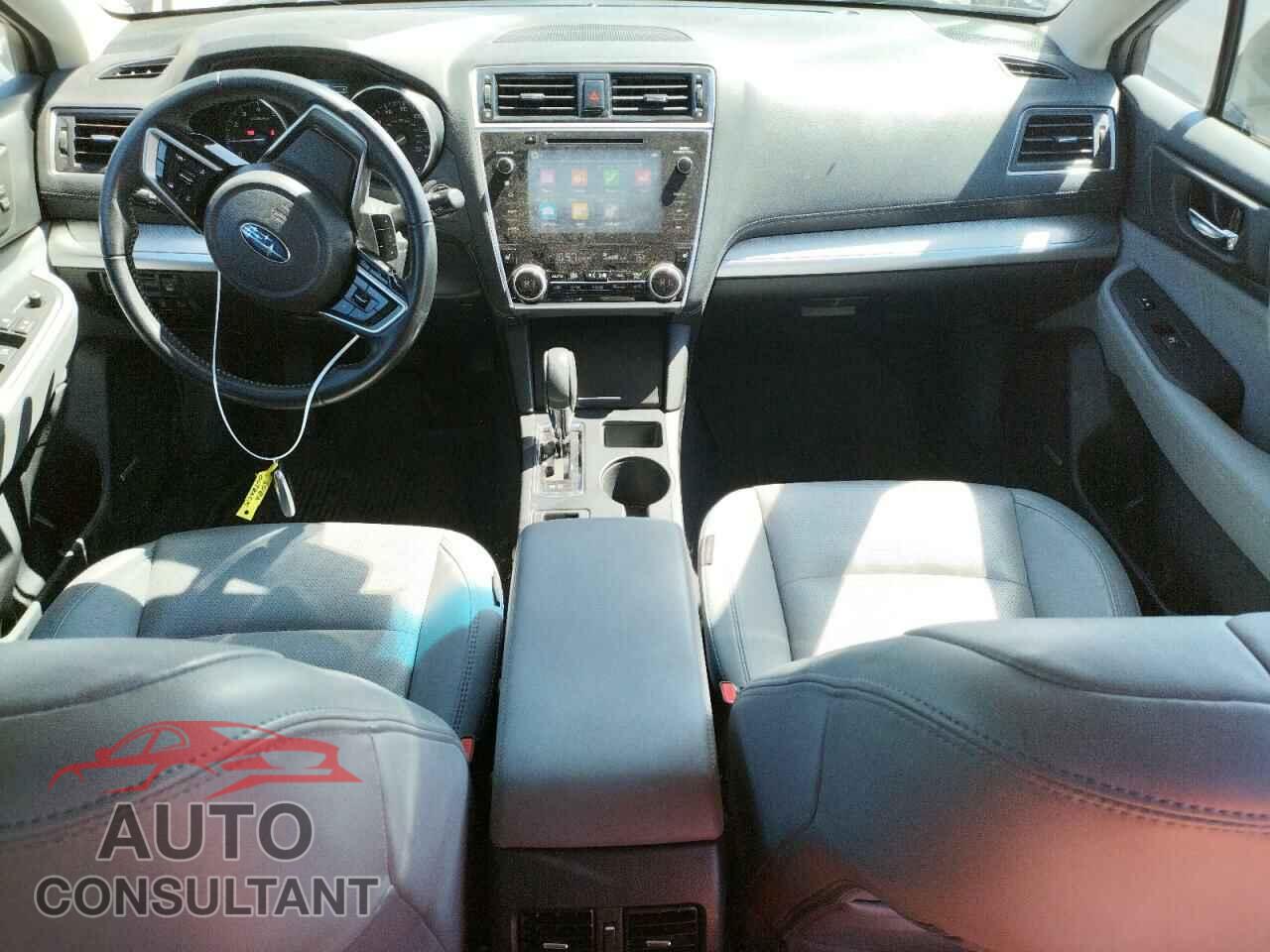 SUBARU OUTBACK 2018 - 4S4BSANC4J3323989