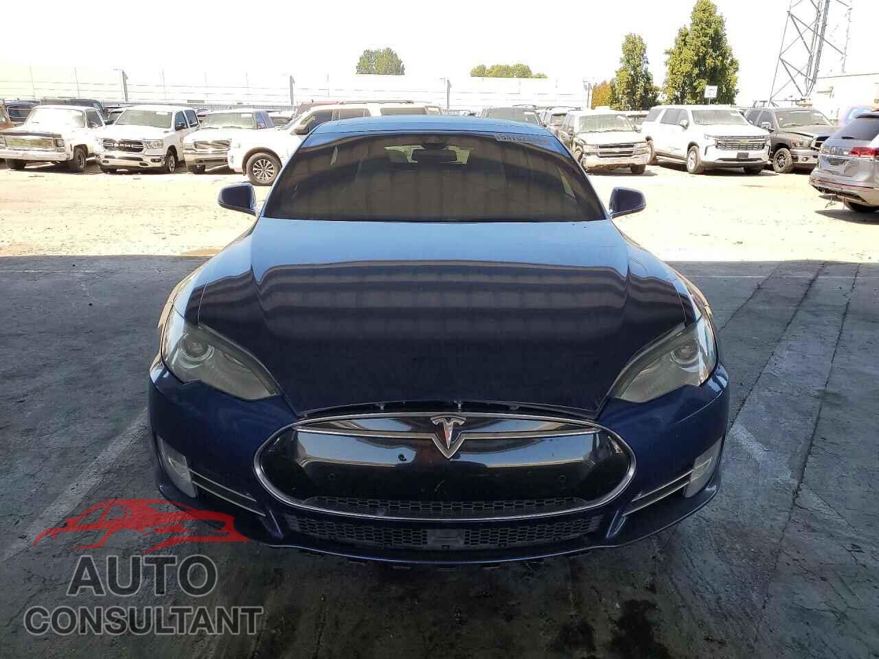 TESLA MODEL S 2015 - 5YJSA1E25FF119758