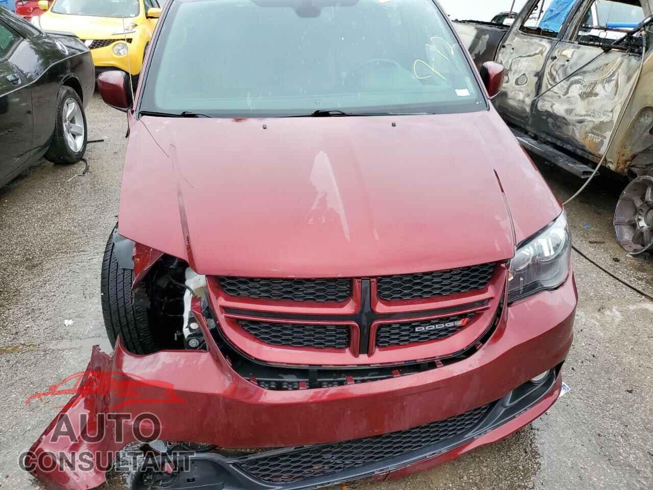 DODGE CARAVAN 2018 - 2C4RDGEG9JR213921