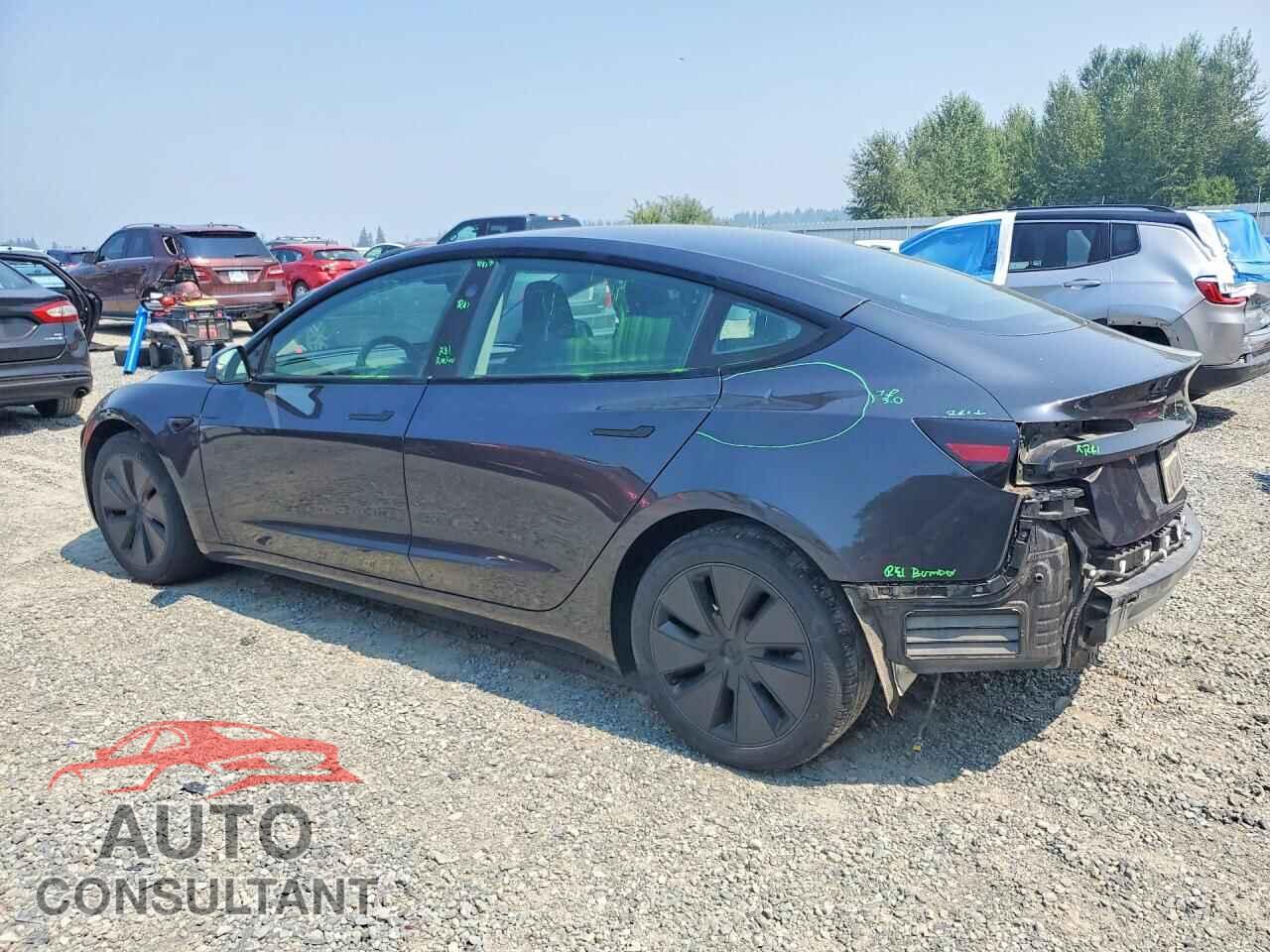 TESLA MODEL 3 2024 - 5YJ3E1EA9RF730087