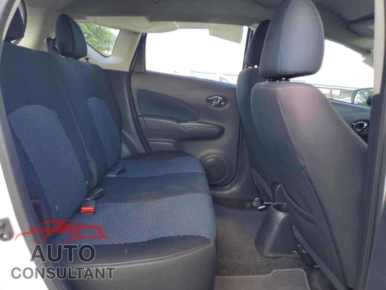 NISSAN VERSA 2019 - 3N1CE2CP3KL357104