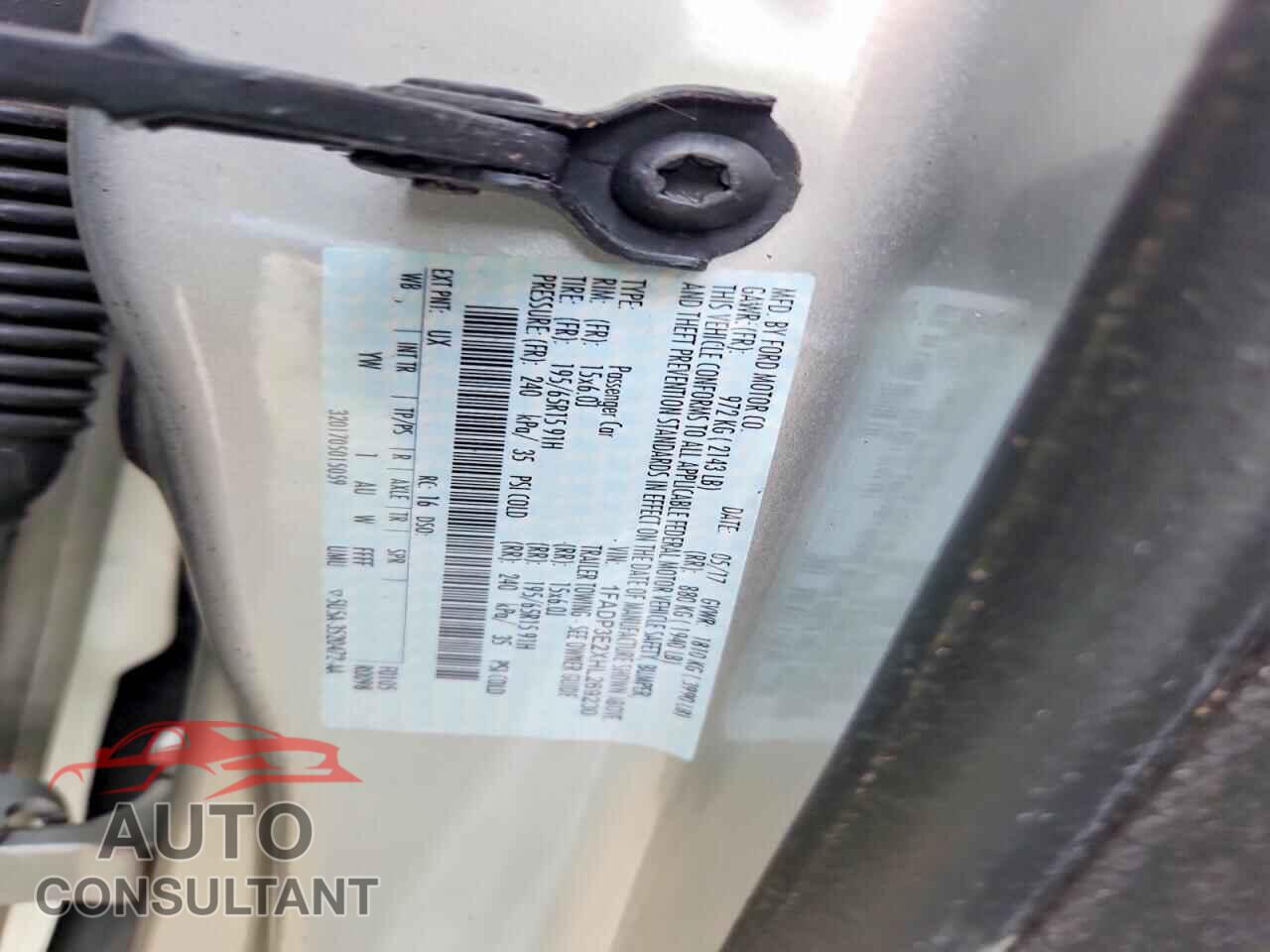 FORD FOCUS 2017 - 1FADP3E2XHL269230
