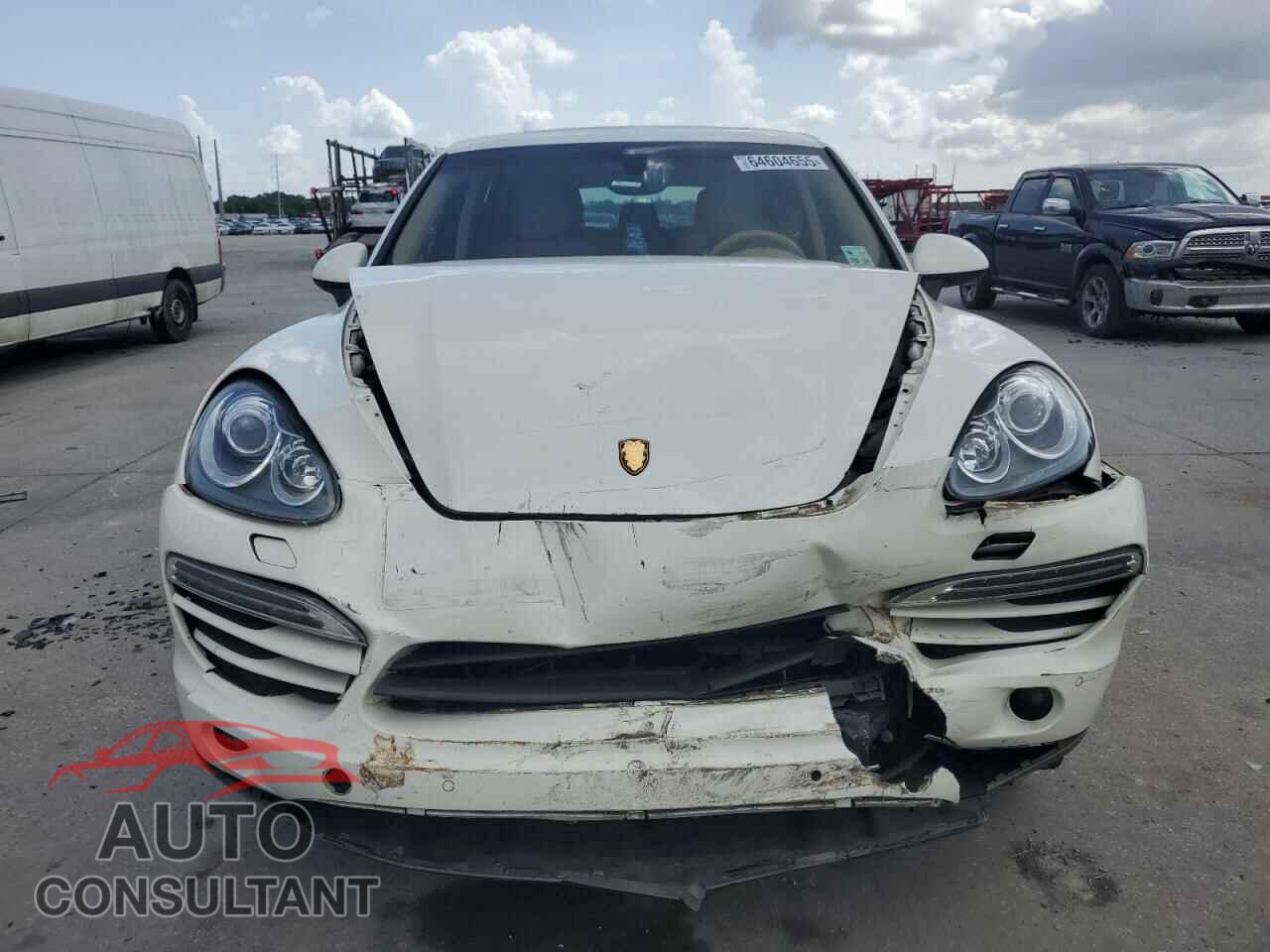 PORSCHE CAYENNE 2012 - WP1AA2A23CLA02615