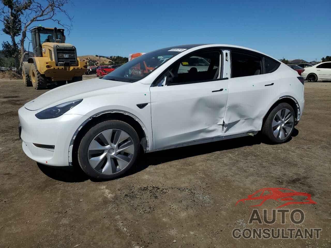 TESLA MODEL Y 2023 - 7SAYGAEE7PF899673