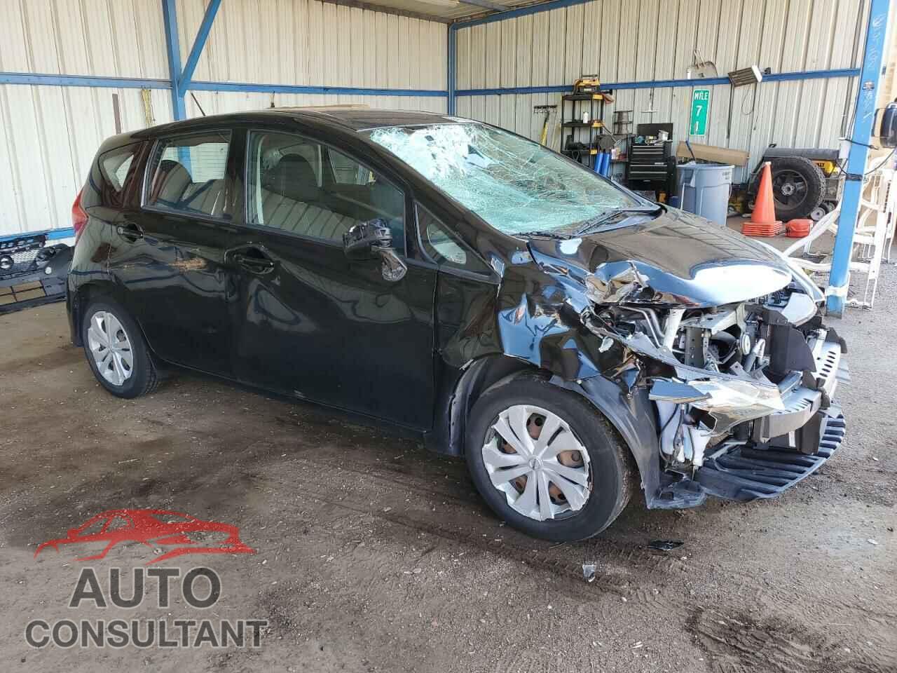 NISSAN VERSA 2017 - 3N1CE2CP5HL352995