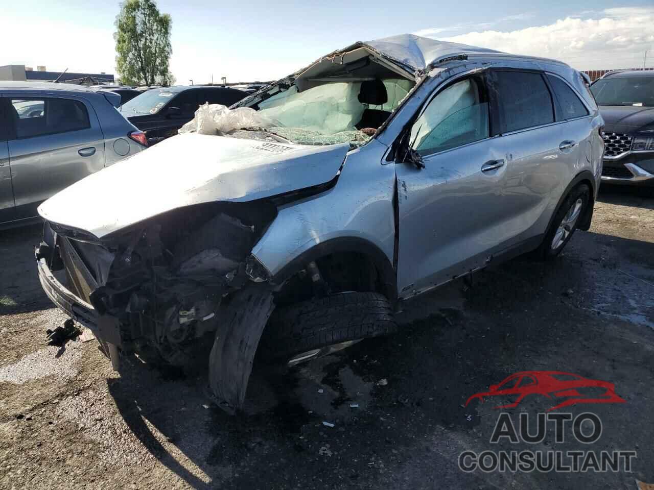 KIA SORENTO 2018 - 5XYPGDA38JG411975