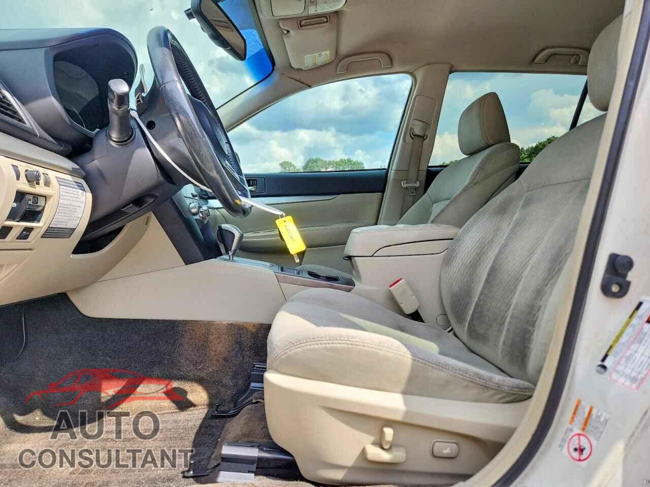 SUBARU OUTBACK 2011 - 4S4BRBBC3B3446903