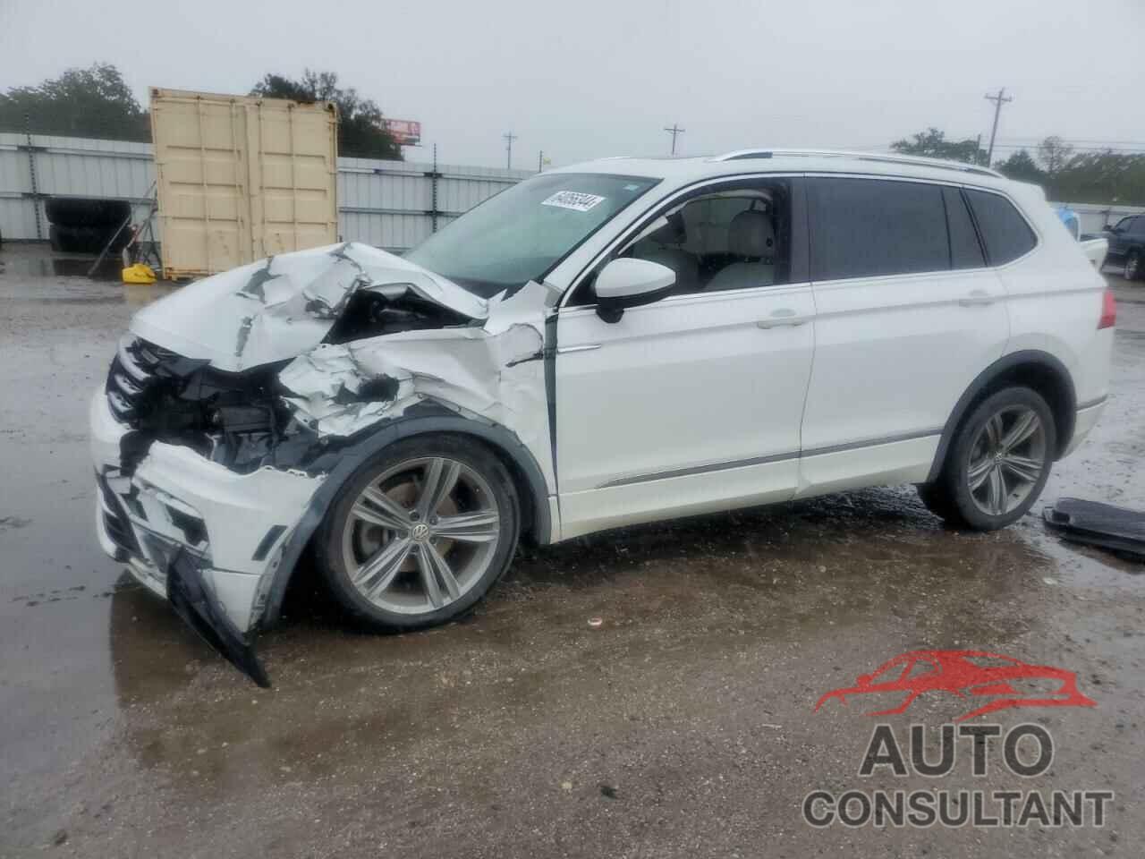 VOLKSWAGEN TIGUAN 2018 - 3VV3B7AX3JM172261