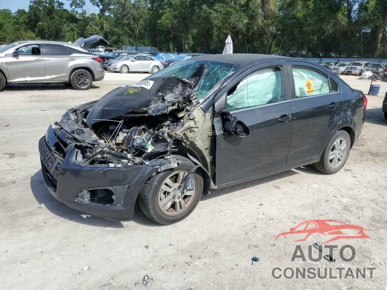CHEVROLET SONIC 2014 - 1G1JC5SH0E4177491