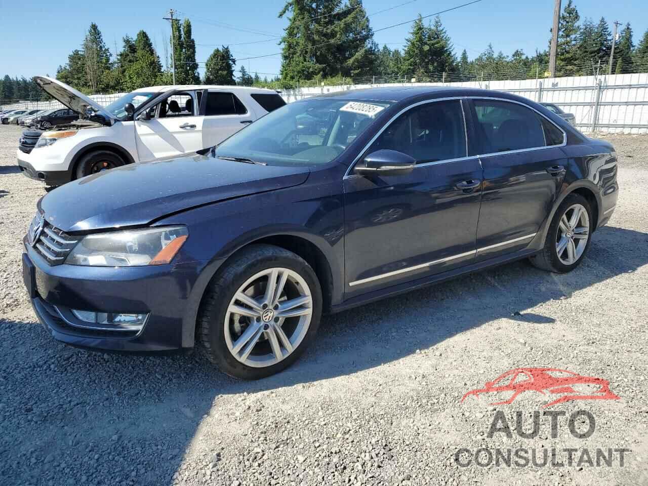 VOLKSWAGEN PASSAT 2012 - 1VWCM7A30CC081715