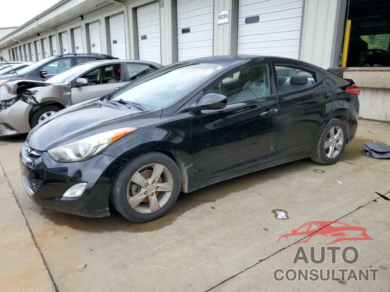 HYUNDAI ELANTRA 2013 - KMHDH4AE1DU741652