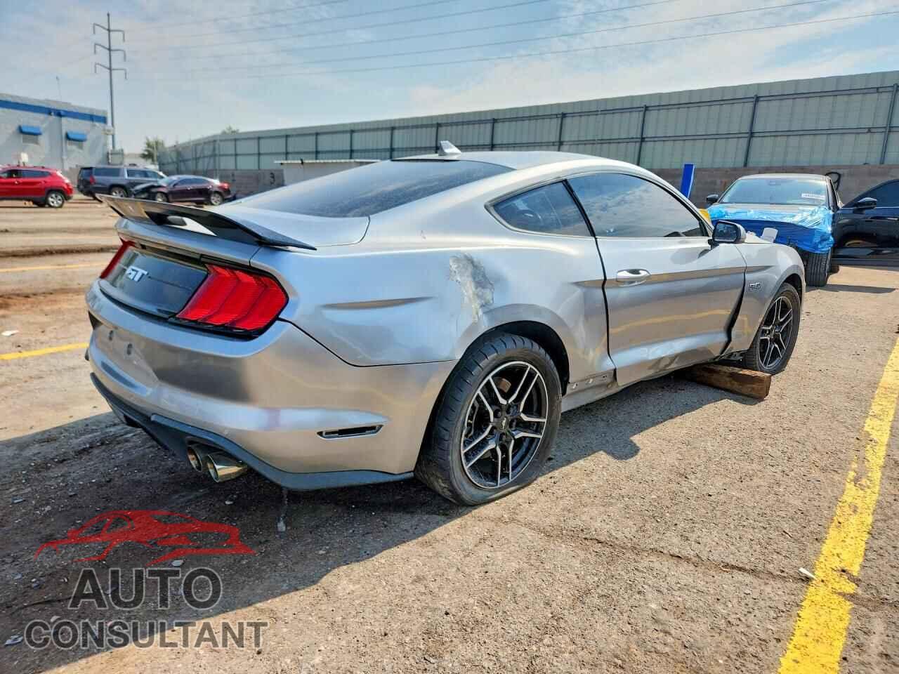 FORD MUSTANG 2021 - 1FA6P8CF8M5137870