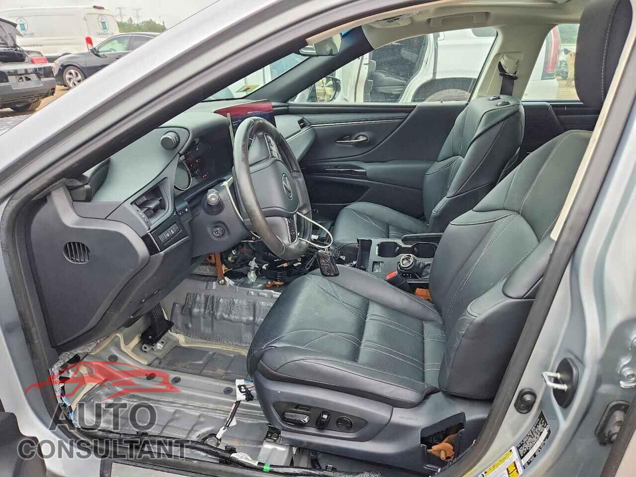 LEXUS ES300 2023 - 58AFA1C19PU034592