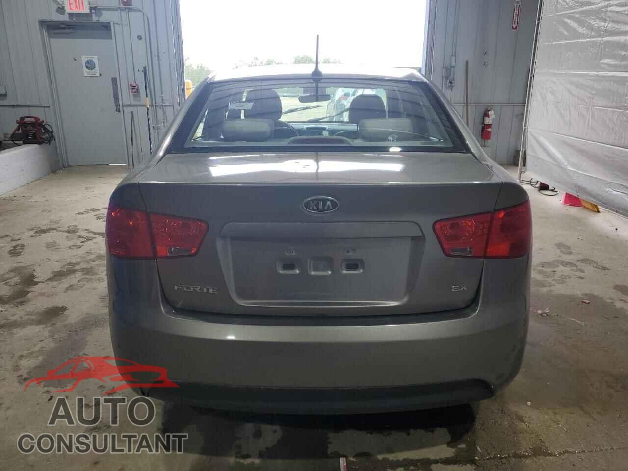 KIA FORTE 2011 - KNAFU4A24B5452199