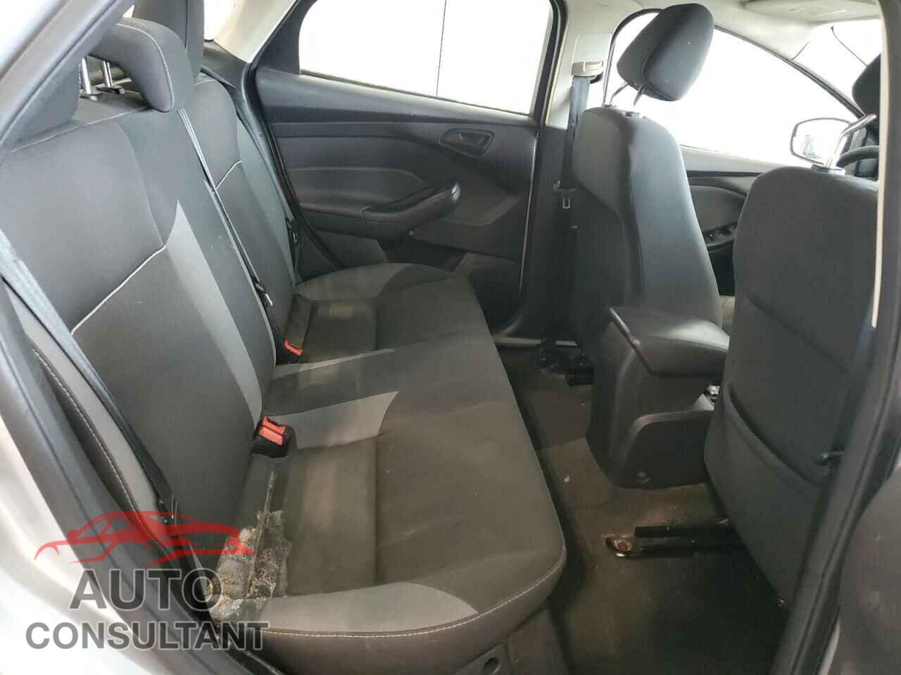 FORD FOCUS 2012 - 1FAHP3F20CL367563