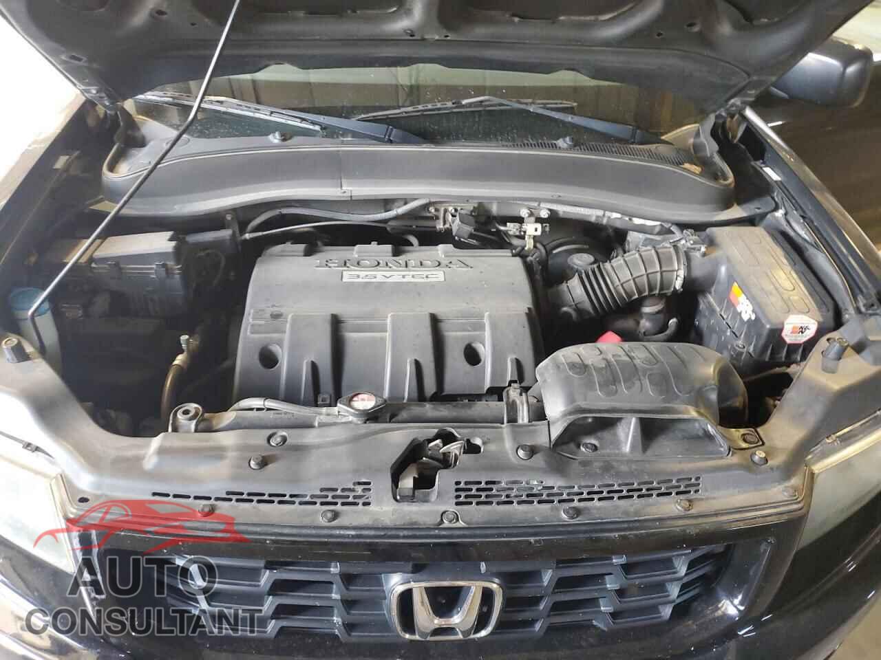 HONDA RIDGELINE 2013 - 5FPYK1F77DB005704