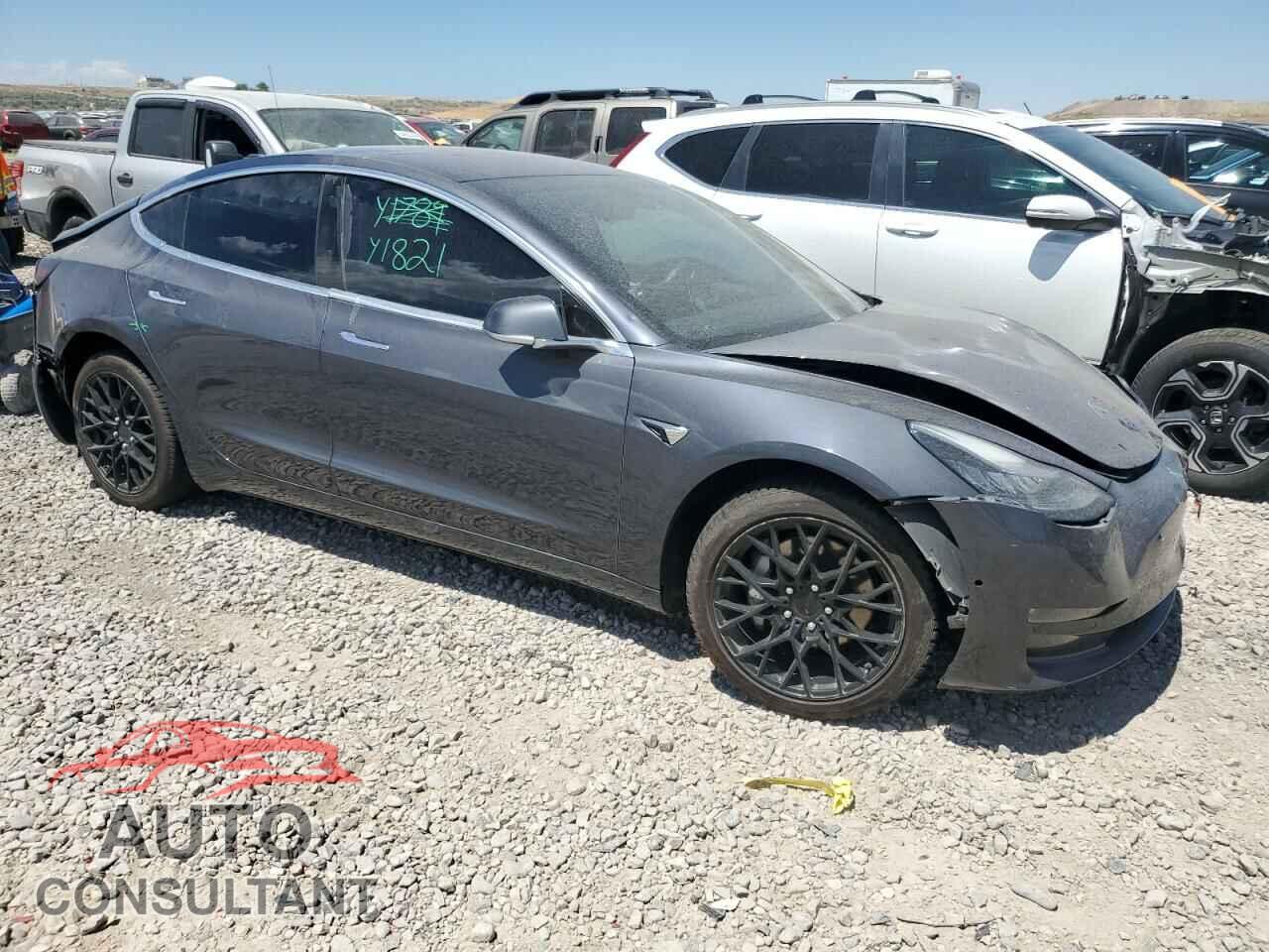TESLA MODEL 3 2018 - 5YJ3E1EB9JF104200