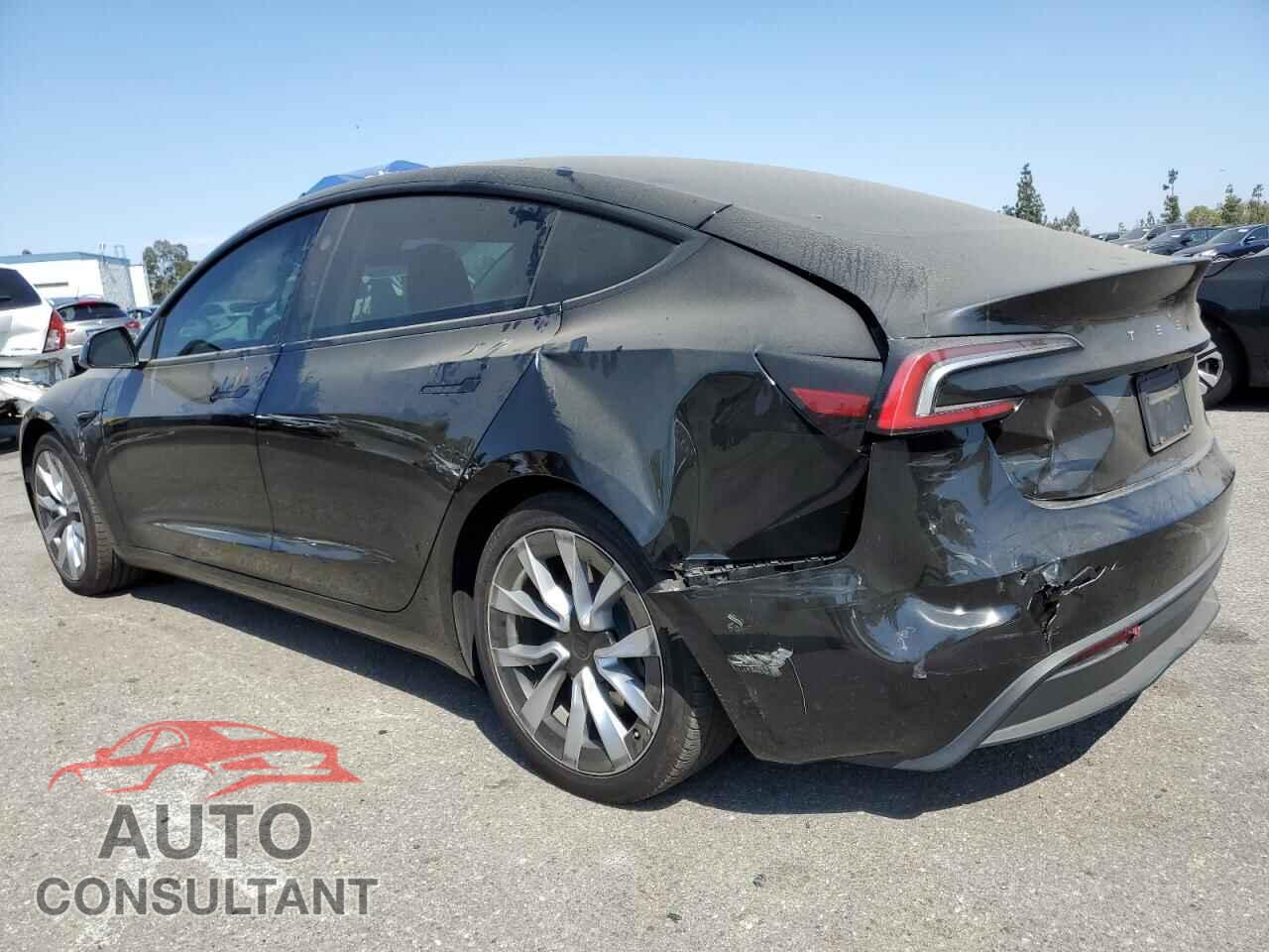 TESLA MODEL 3 2024 - 5YJ3E1EA0RF727207