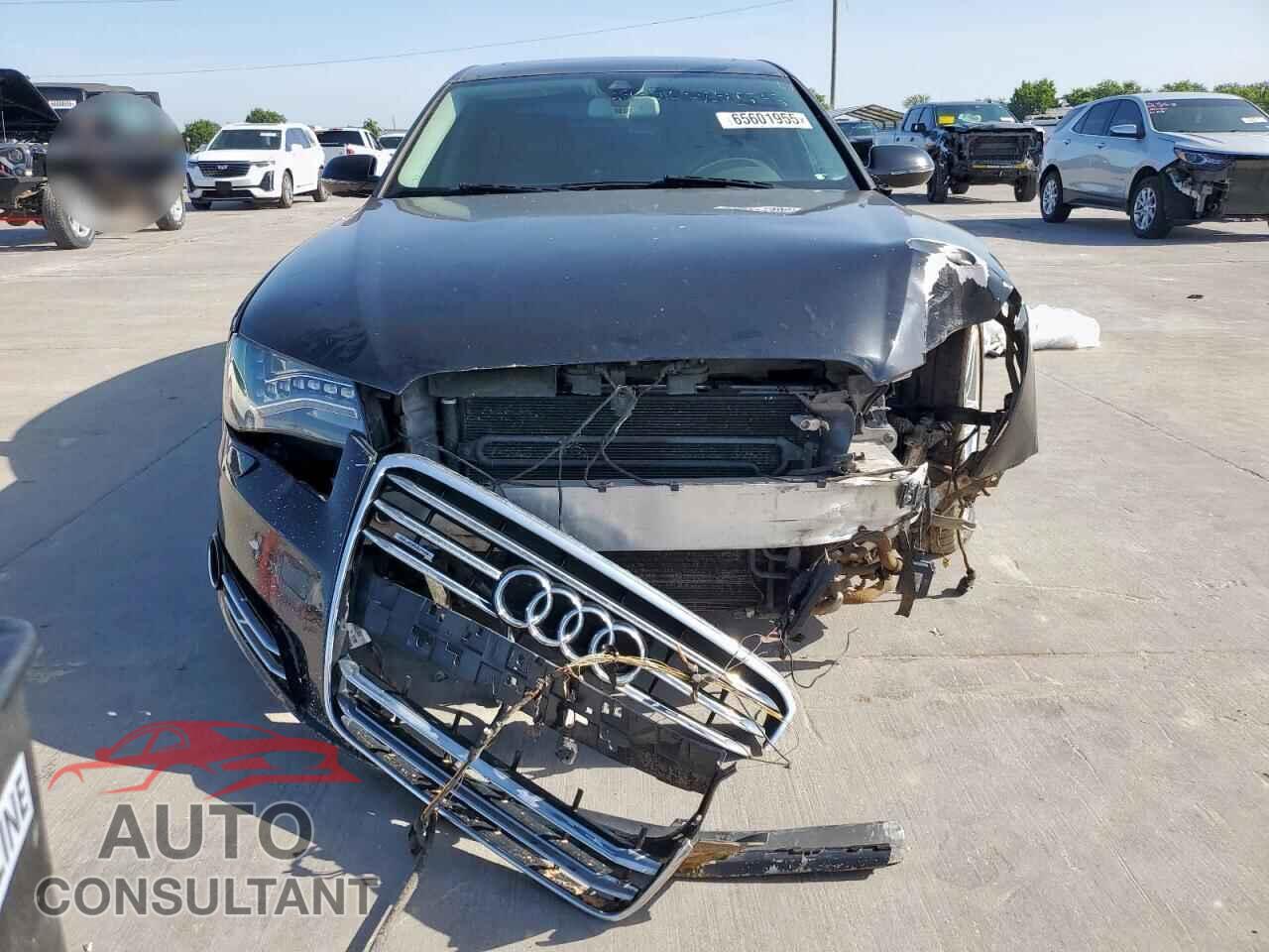 AUDI A8 2013 - WAURGAFD0DN033167