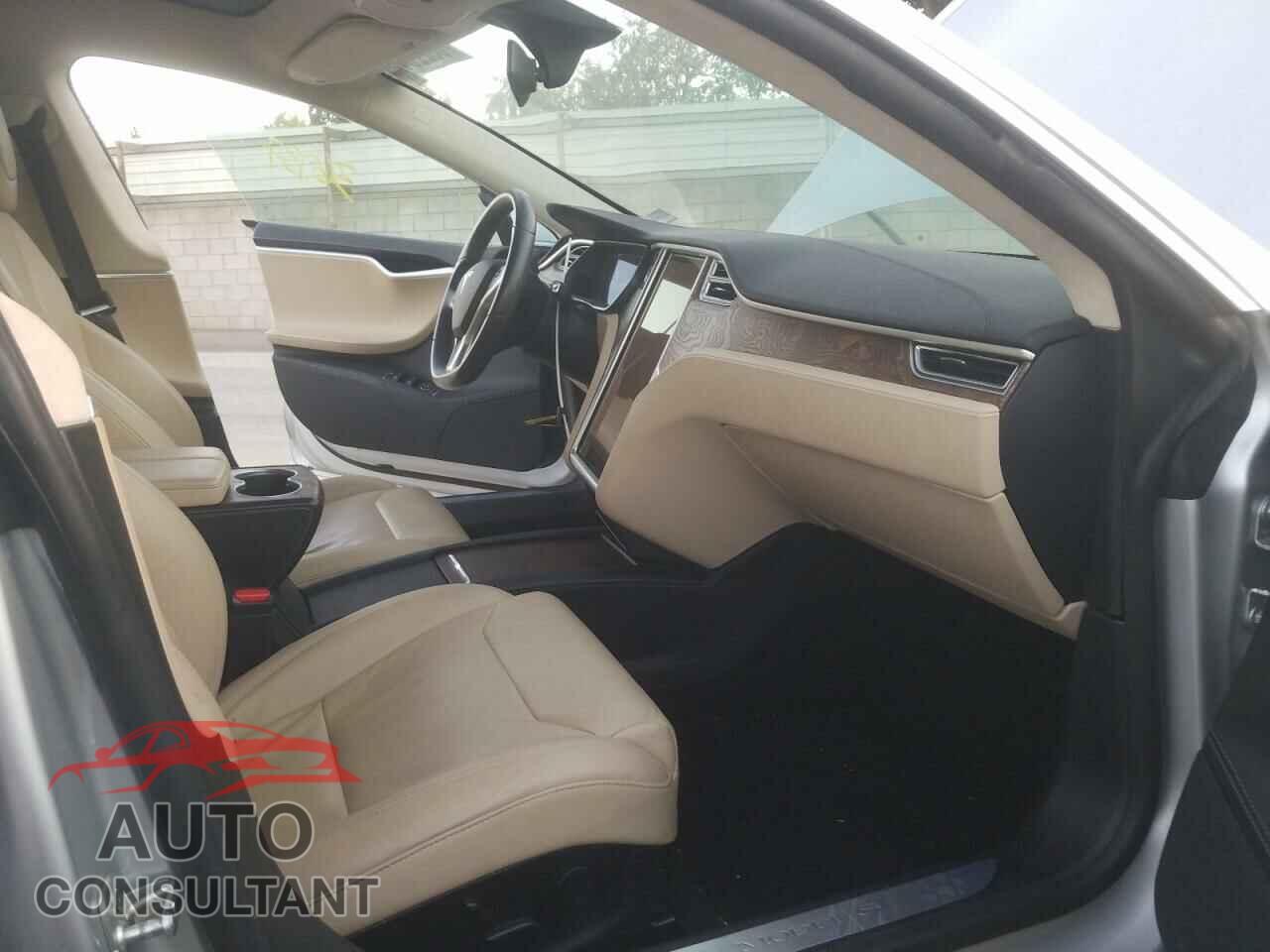 TESLA MODEL S 2017 - 5YJSA1E1XHF208946