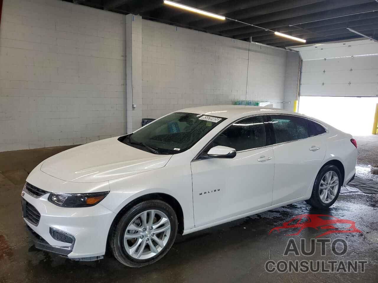 CHEVROLET MALIBU 2018 - 1G1ZD5ST0JF208693