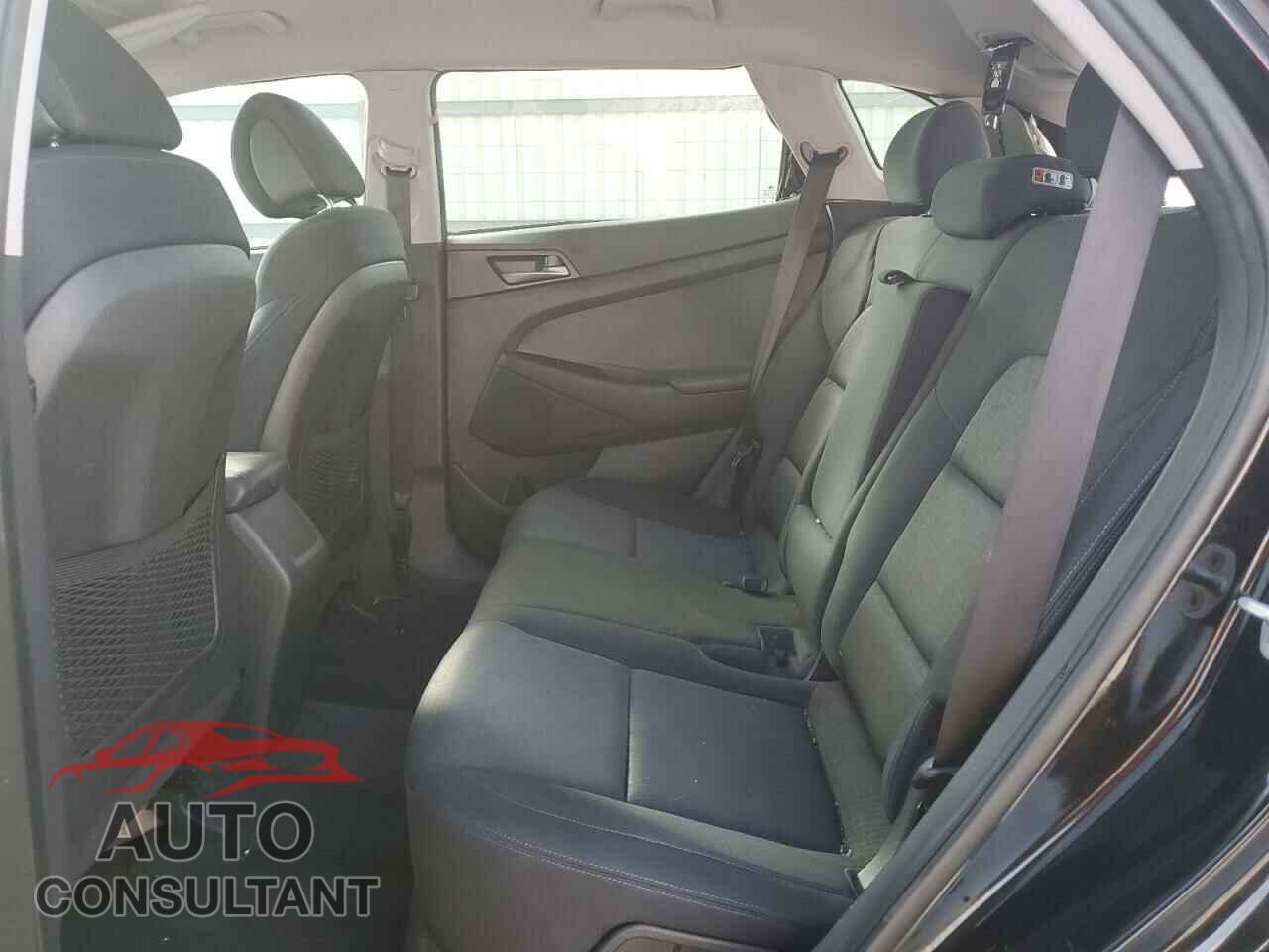 HYUNDAI TUCSON 2016 - KM8J33A21GU101365