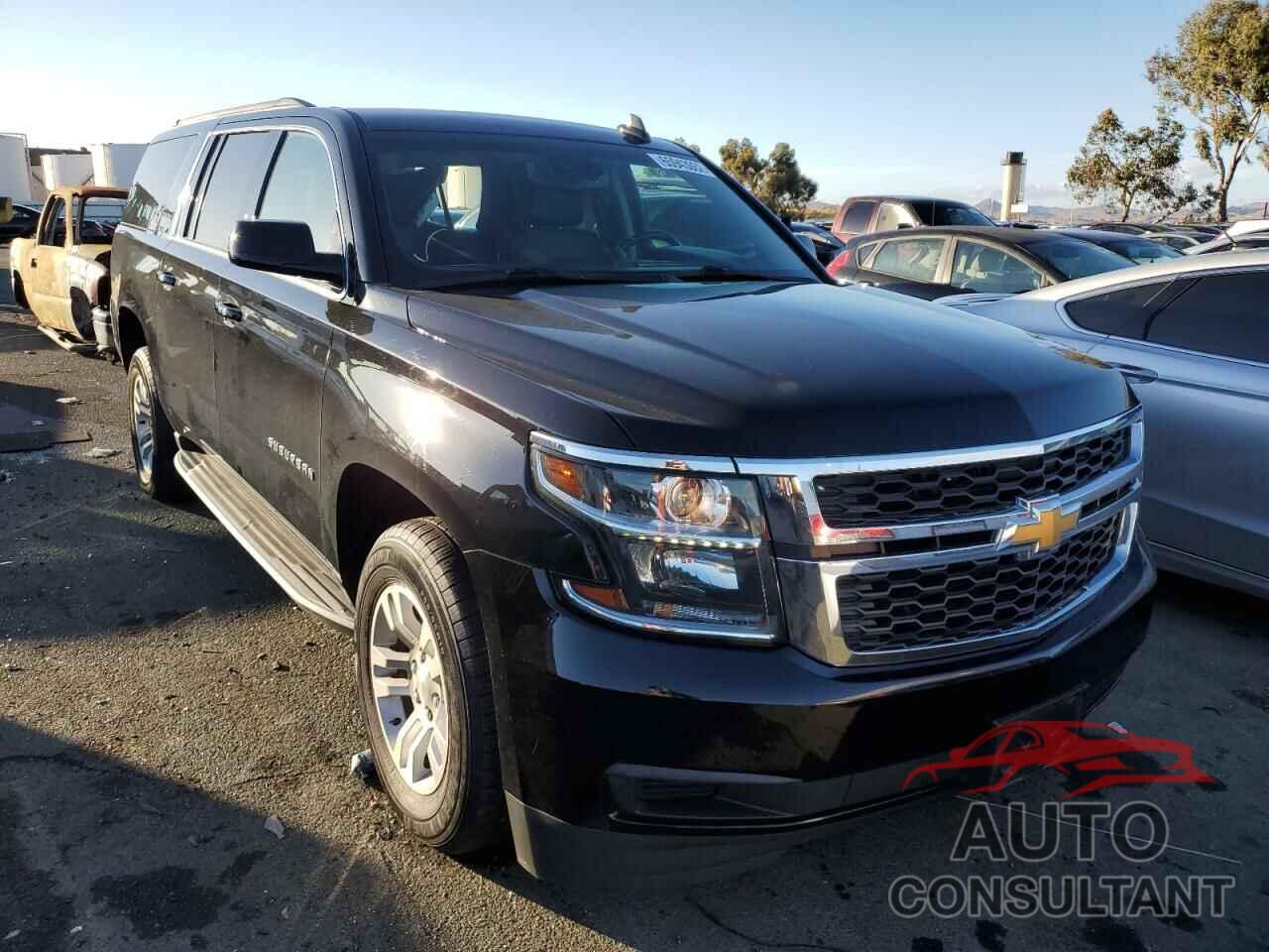 CHEVROLET SUBURBAN 2018 - 1GNSCHKC8JR269731