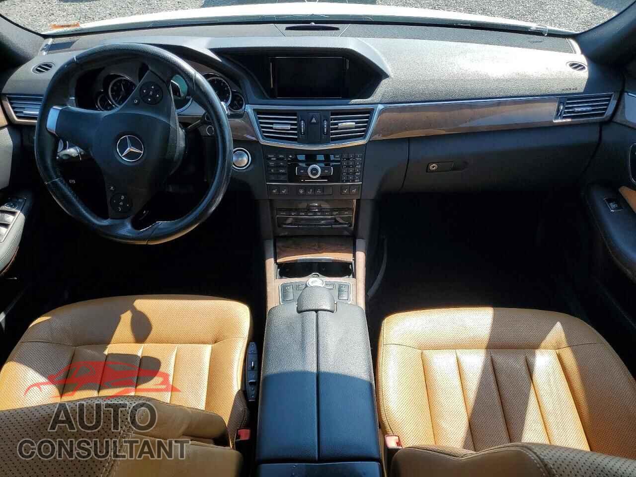 MERCEDES-BENZ E-CLASS 2011 - WDDHF9AB8BA453694