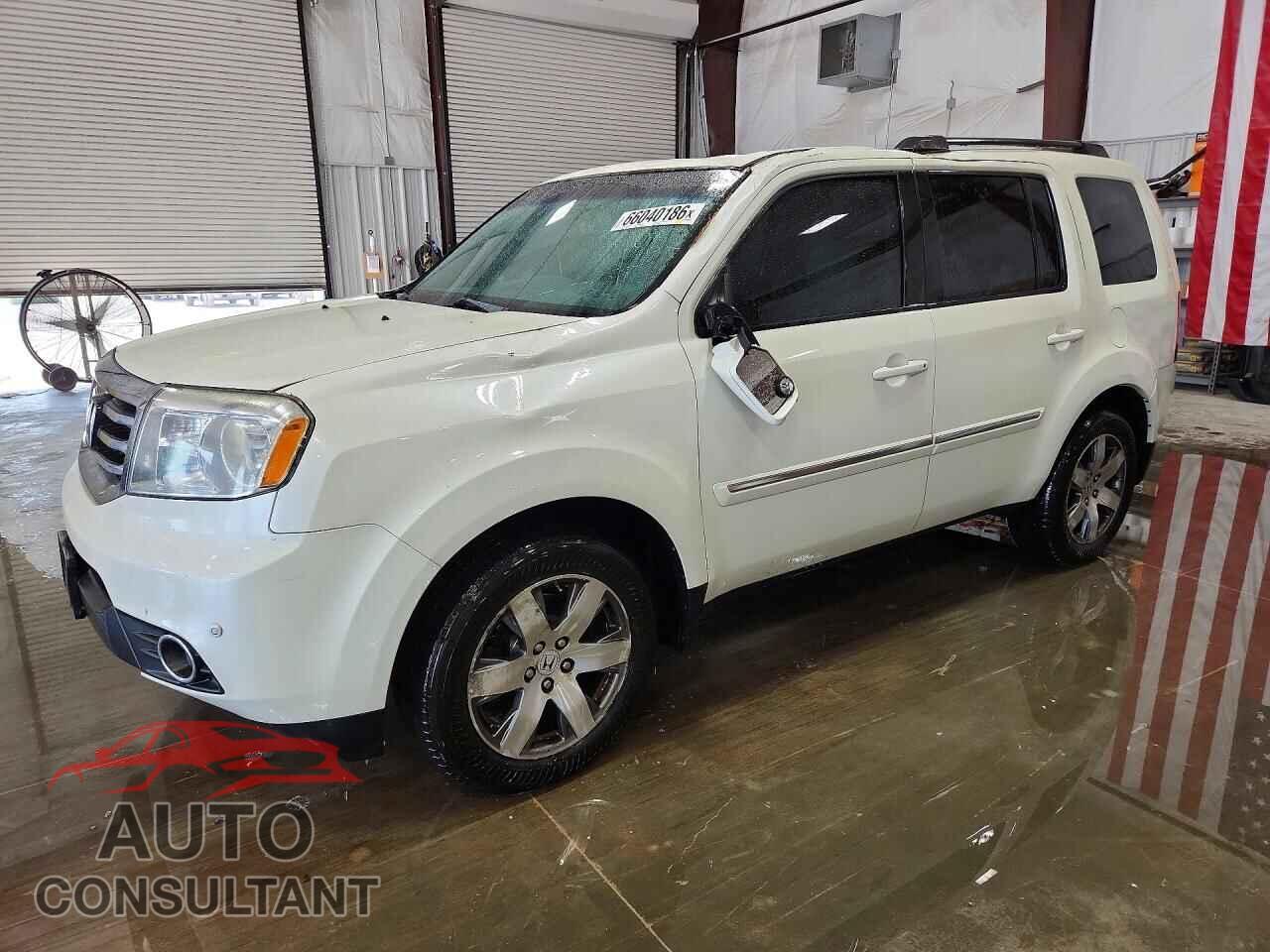 HONDA PILOT 2015 - 5FNYF4H94FB044203