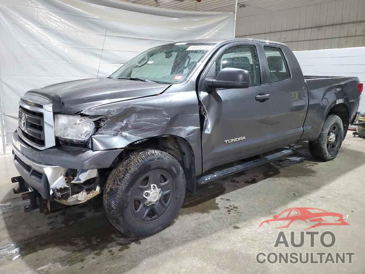 TOYOTA TUNDRA 2011 - 5TFUM5F11BX021985