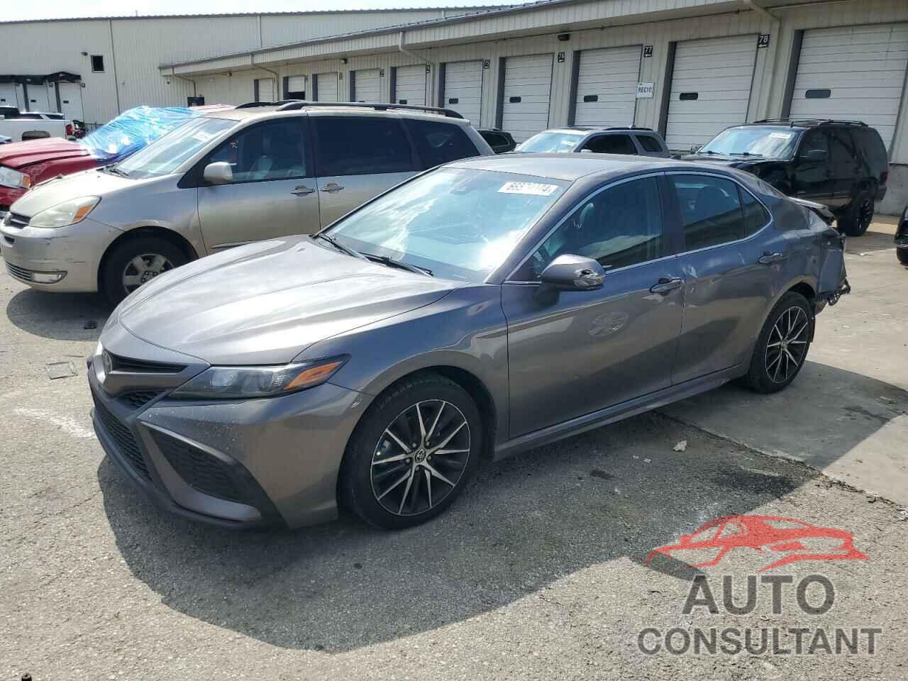 TOYOTA CAMRY 2021 - 4T1G11AK1MU525435