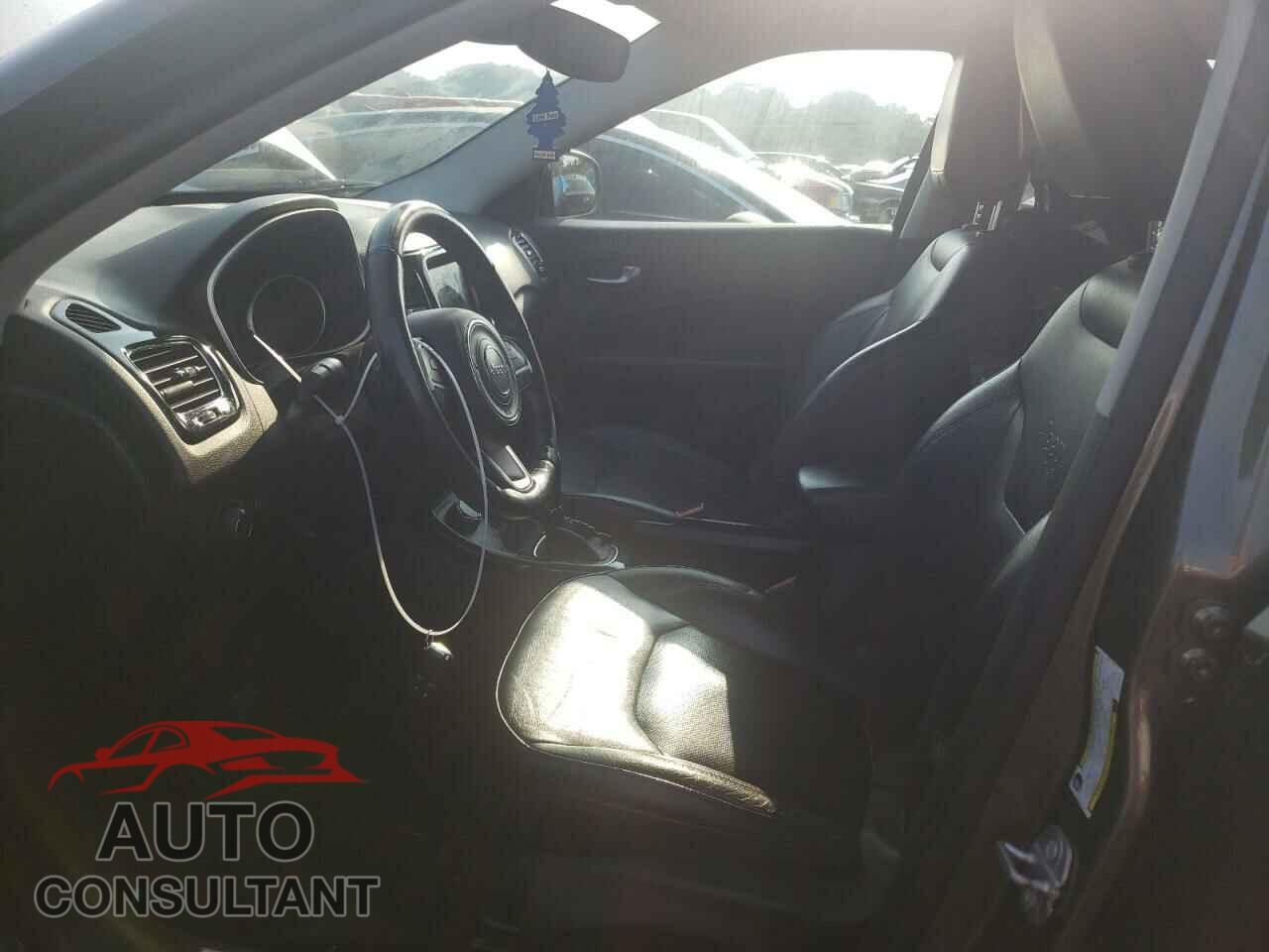 JEEP COMPASS 2018 - 3C4NJDCB3JT114411