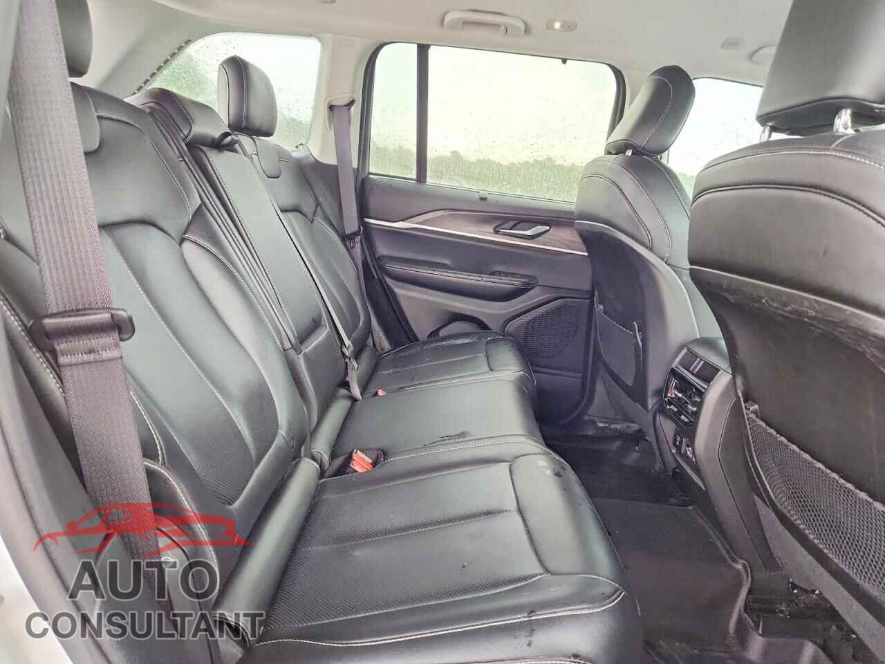 JEEP CHEROKEE 2023 - 1C4RJGBG4PC535025